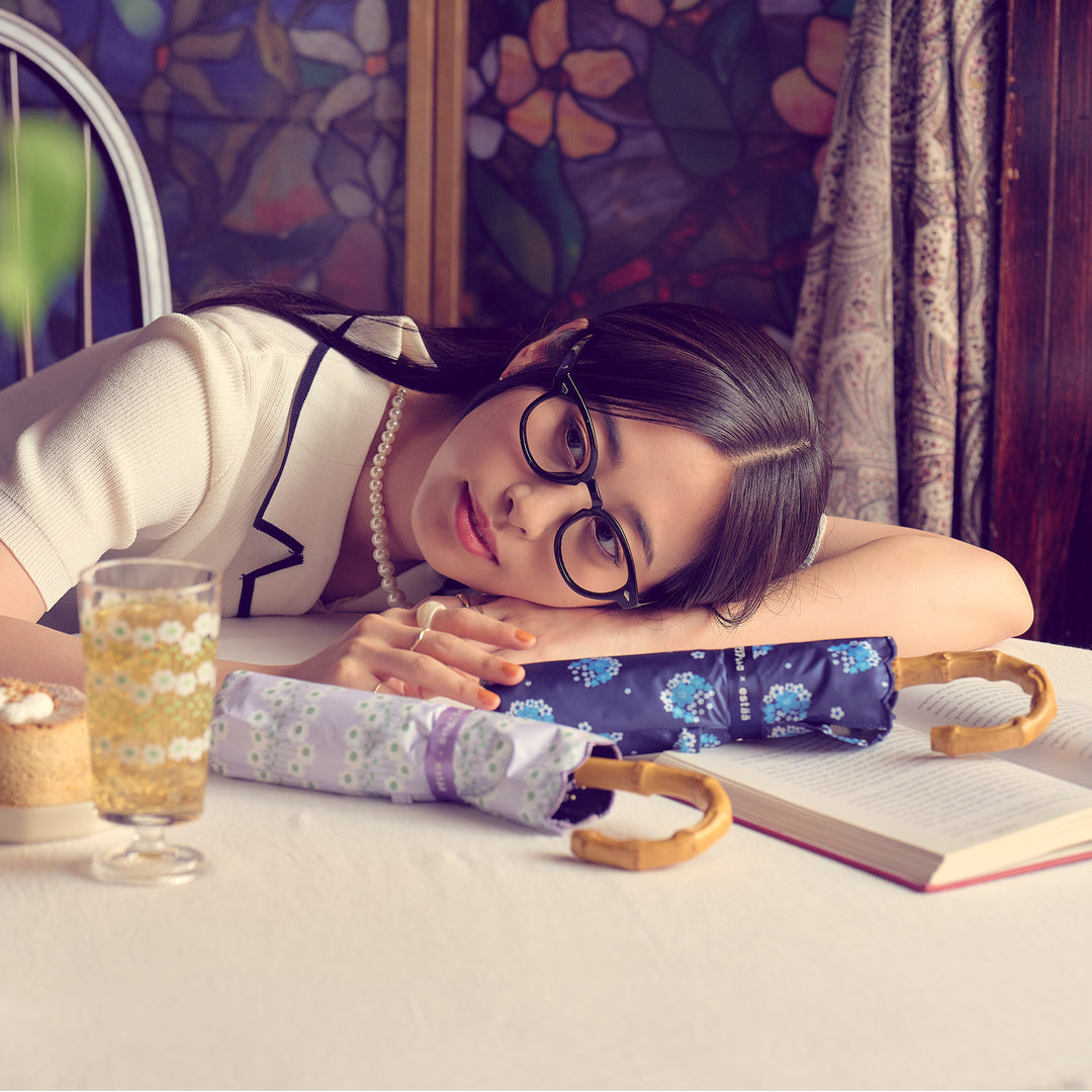 アデリアレトロオンラインショップ 折りたたみ傘 花の輪 | レトロ柄の